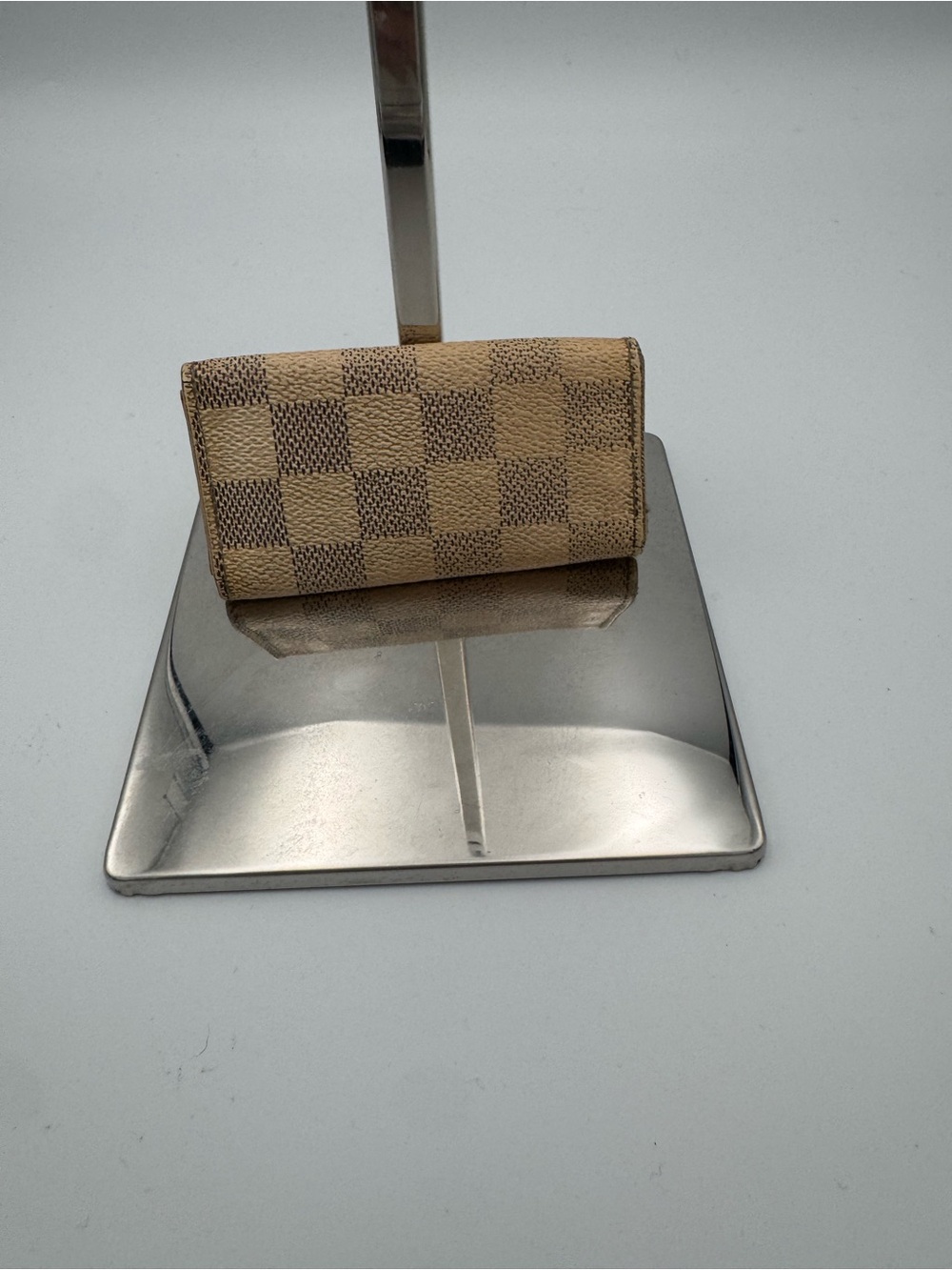 Louis Vuitton Damier Azur Multicles Key Holder - Picture 8 of 8